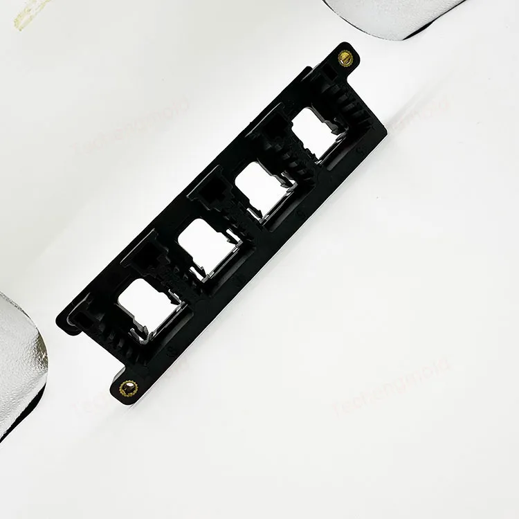 特诚科技PA66精密注塑件实拍 3